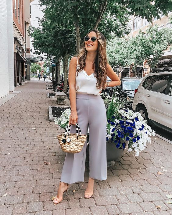 18 Cute Outfits to Wear With Palazzo Pants